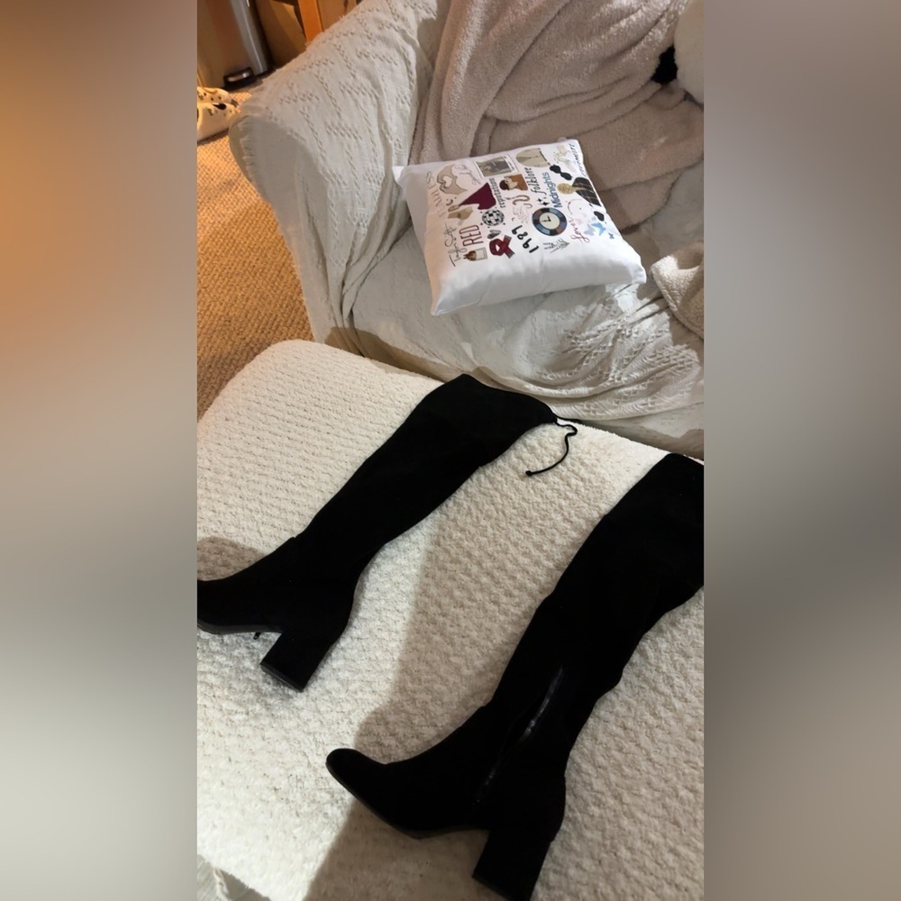 KELLY & KATIE TARQ OVER-THE-KNEE BOOT - Picture 10 of 11